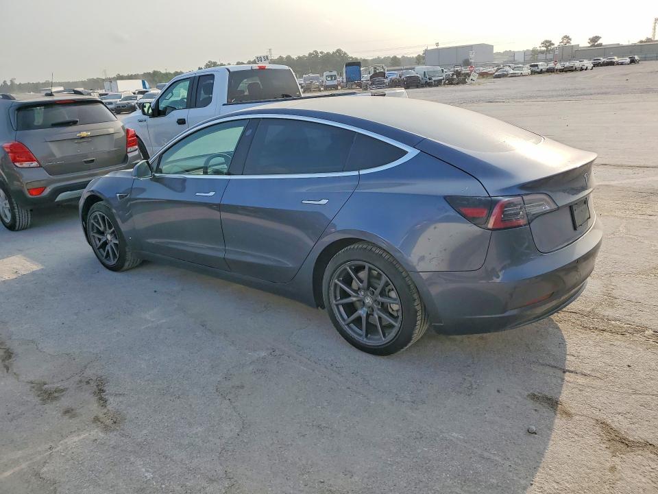 Photo 2 from auction – 2020 TESLA MODEL 3 with VIN 5YJ3E1EA7LF704997