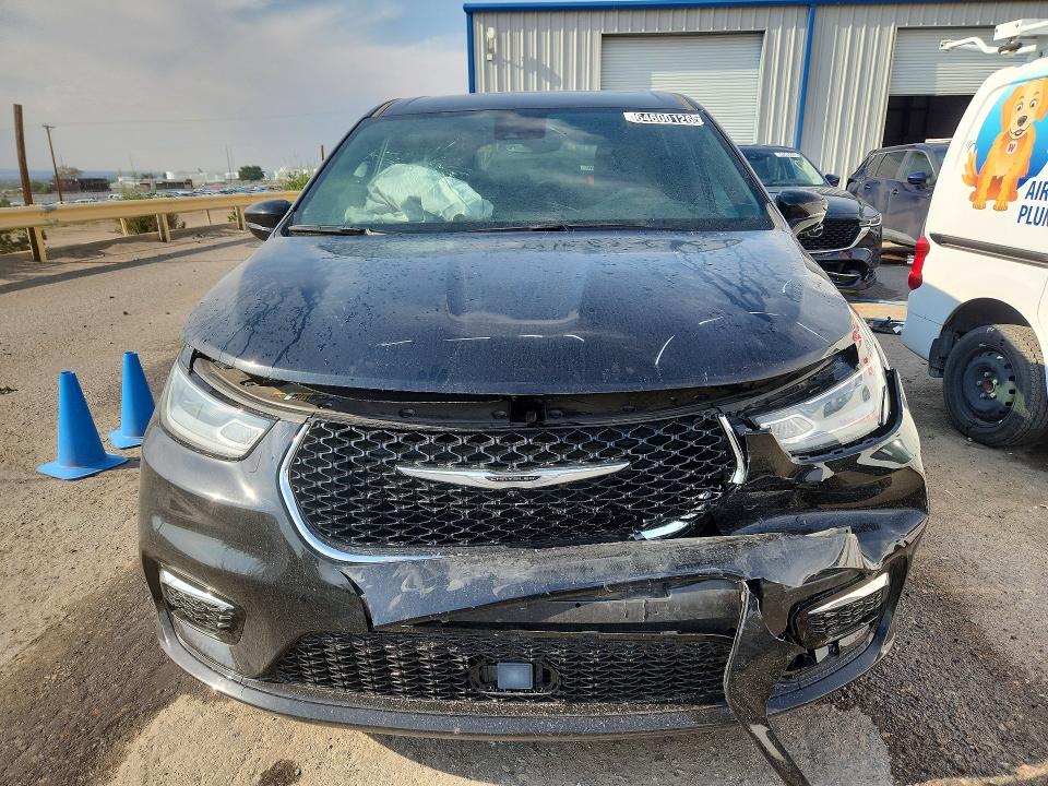 Photo 5 from auction – 2025 CHRYSLER PACIFICA with VIN 2C4RC1BG8SR585854