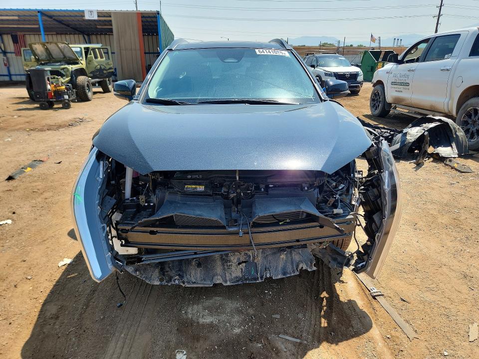 Photo 5 from auction – 2026 TOYOTA COROLLA CROSS with VIN 7MUDAABG2TV152660