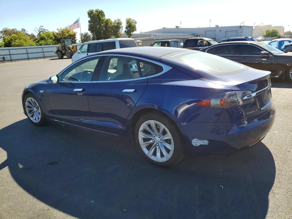 Photo 2 from auction – 2016 TESLA MODEL S with VIN 5YJSA1E29GF160556