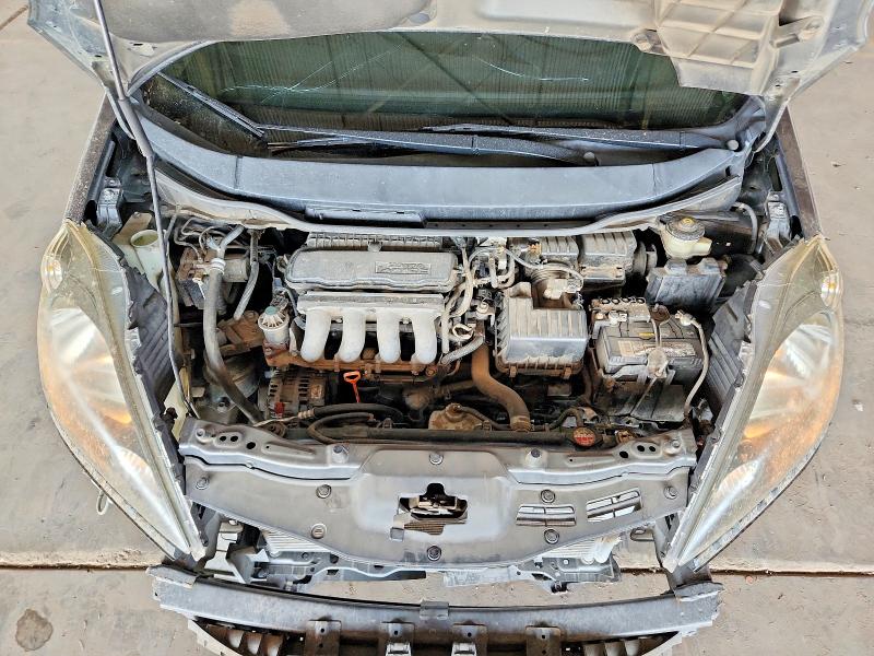 Photo 11 from auction – 2013 HONDA FIT with VIN JHMGE8H33DC082094