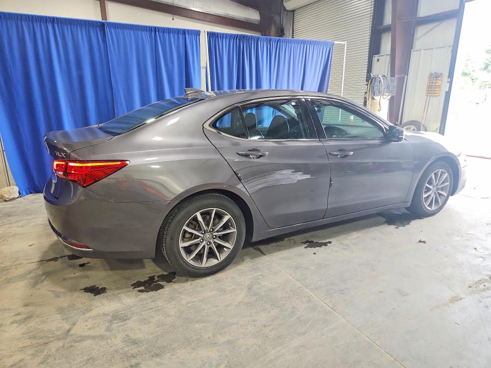 Photo 3 from auction – 2020 ACURA TLX with VIN 19UUB1F38LA013601