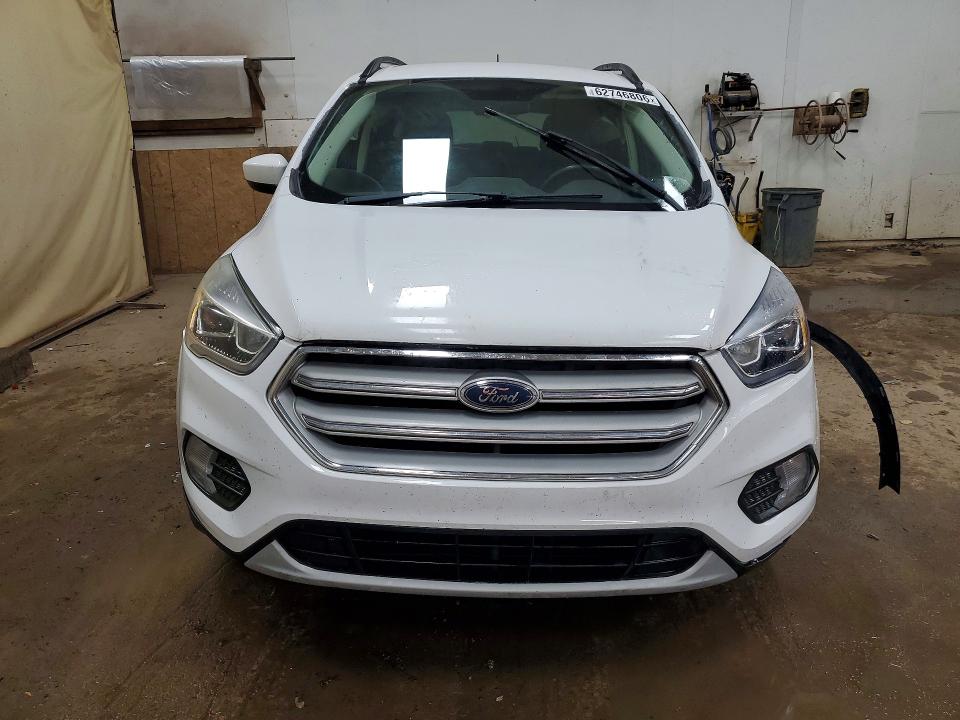 Photo 5 from auction – 2018 FORD ESCAPE with VIN 1FMCU9HD2JUB27576