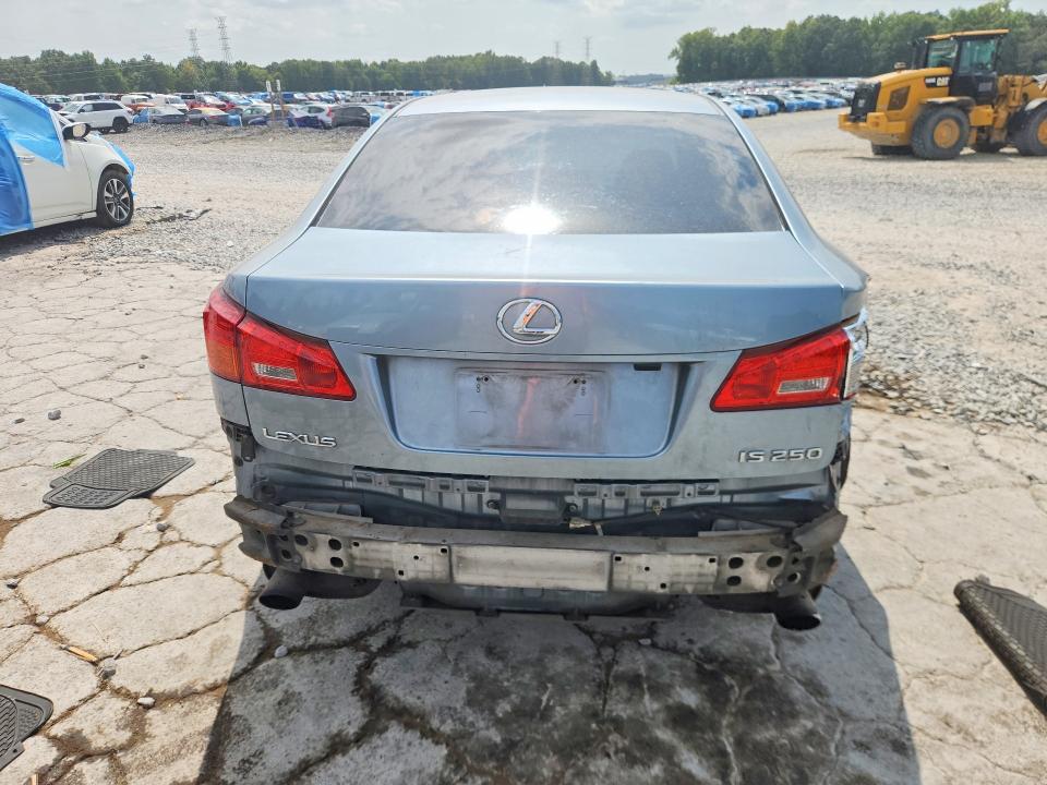 Photo 6 from auction – 2006 LEXUS IS with VIN JTHBK262765000773