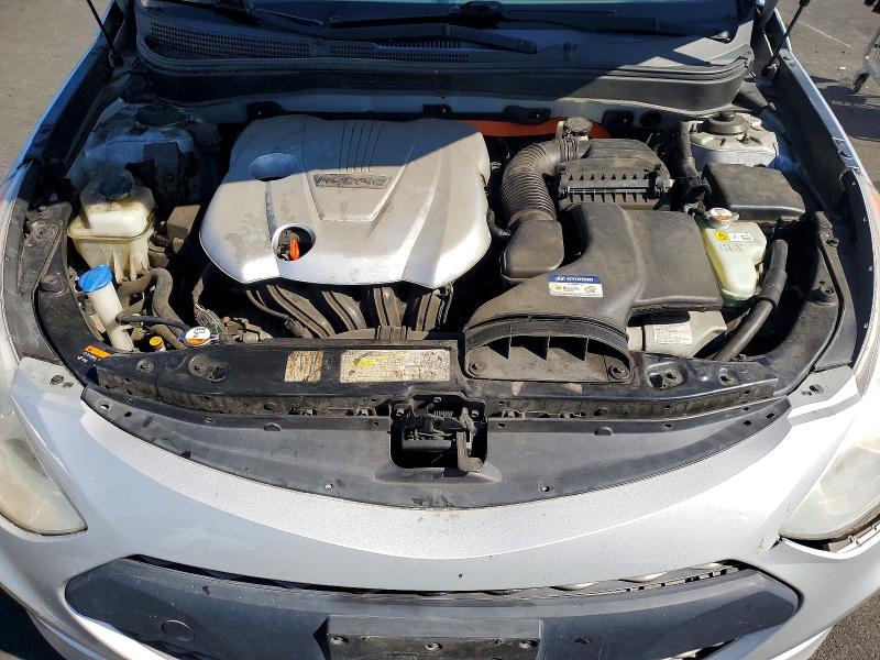 Photo 11 from auction – 2014 HYUNDAI SONATA with VIN KMHEC4A48EA115156