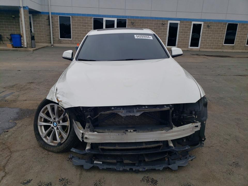 Photo 5 from auction – 2017 BMW 320 with VIN WBA8E5G58HNU22371