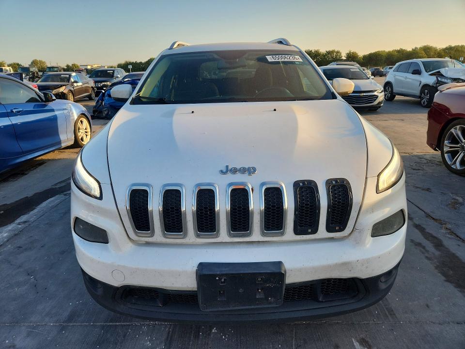 Photo 5 from auction – 2015 JEEP CHEROKEE with VIN 1C4PJLCS2FW596972