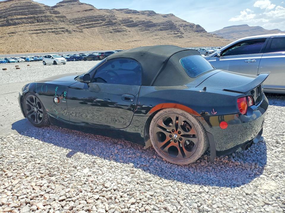 Photo 2 from auction – 2004 BMW Z4 with VIN 4USBT53554LU08576