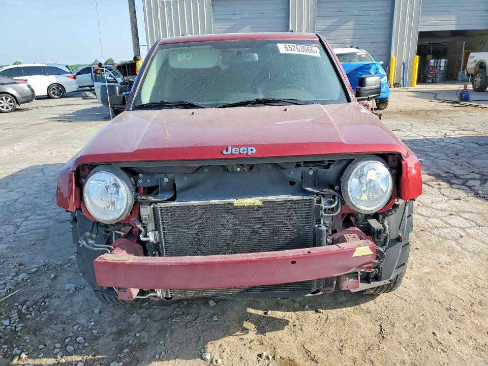 Photo 5 from auction – 2017 JEEP PATRIOT with VIN 1C4NJPFA4HD187789