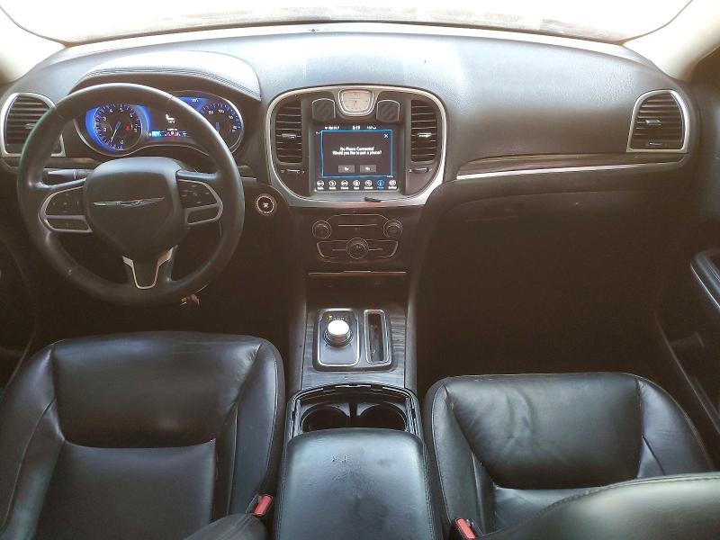 Zdjęcie 8 z aukcji – 2018 CHRYSLER 300 z VIN 2C3CCAAG1JH319933