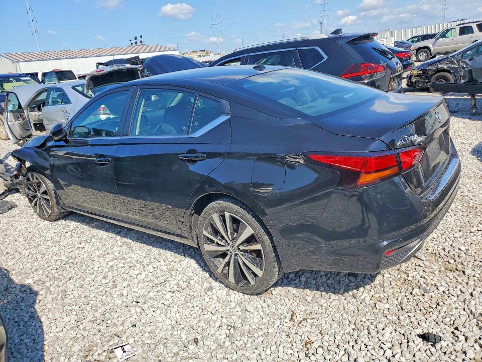 Photo 2 from auction – 2021 NISSAN ALTIMA with VIN 1N4BL4CW9MN345615