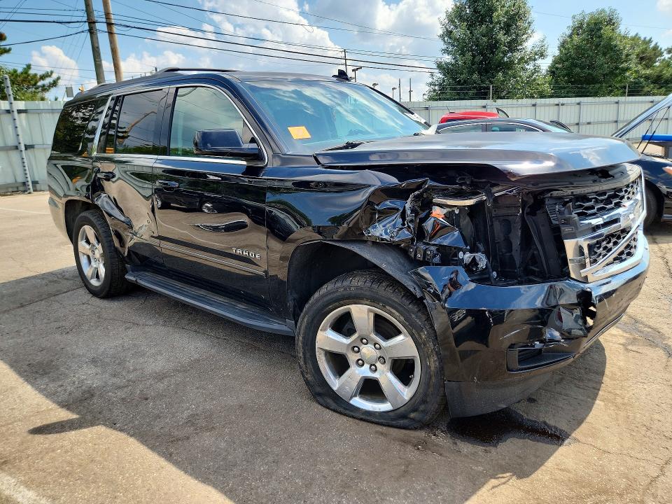 Photo 4 from auction – 2017 CHEVROLET TAHOE with VIN 1GNSKAKC8HR282841