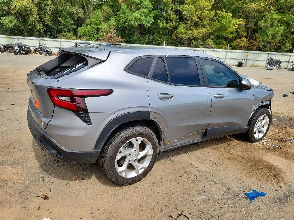 Photo 3 from auction – 2024 CHEVROLET TRAX with VIN KL77LFE28RC159246
