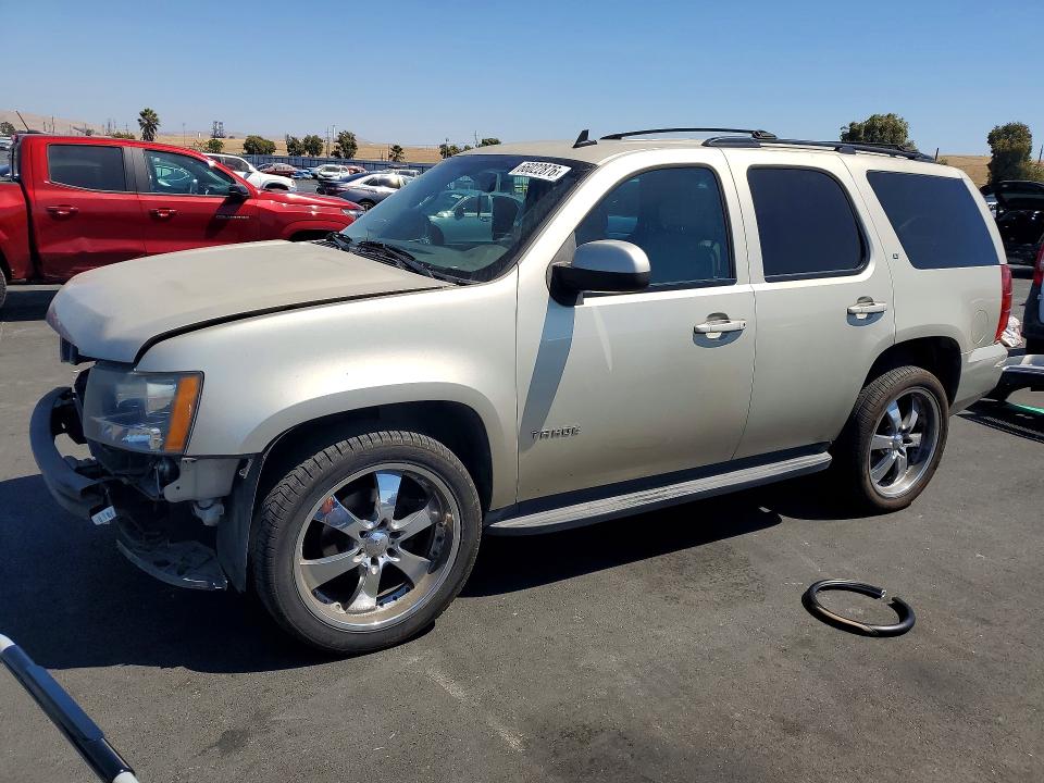 CHEVROLET TAHOE 2013 with VIN 1GNSCBE02DR183432 - Photo from auction