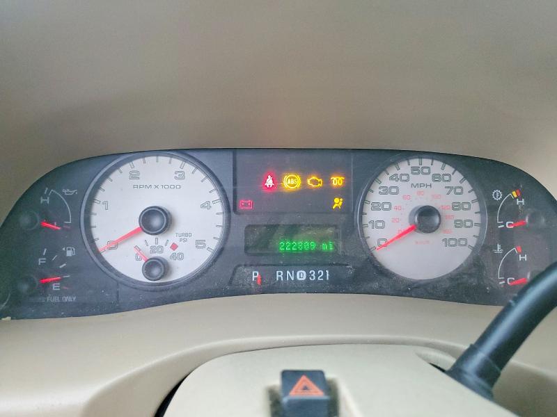 Photo 9 from auction – 2005 FORD F350 with VIN 1FTWW31P85EC01399