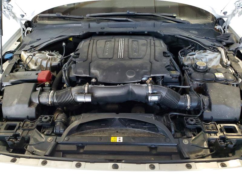Photo 11 from auction – 2017 JAGUAR XF with VIN SAJBJ4BV7HCY46840
