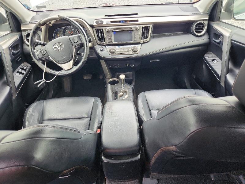 Photo 8 from auction – 2013 TOYOTA RAV4 with VIN JTMDFREV7D5004614