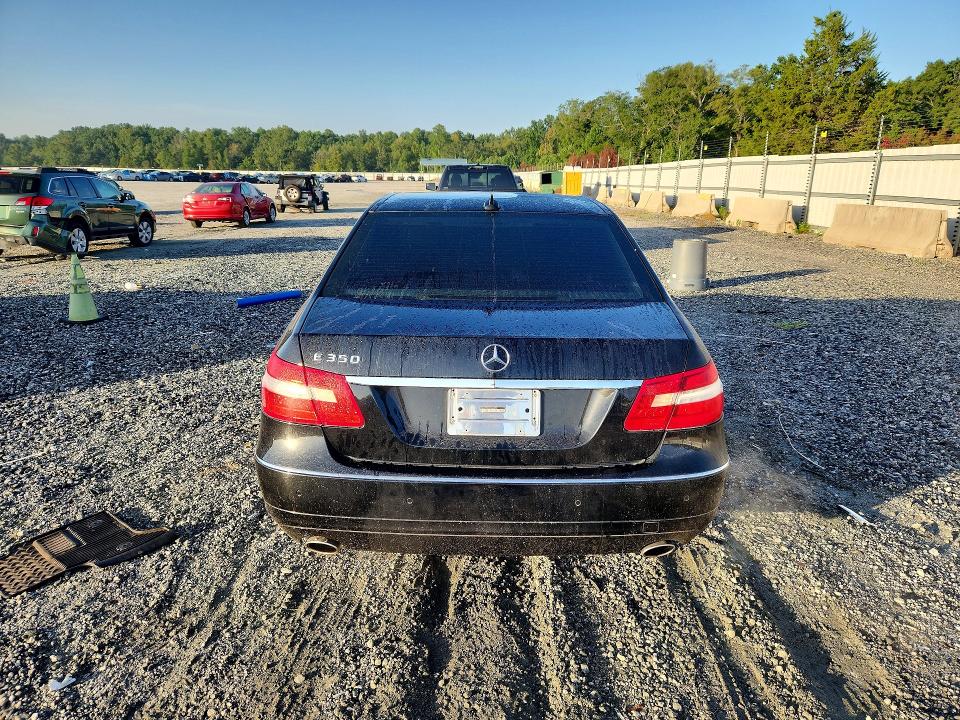 Photo 6 from auction – 2012 MERCEDES-BENZ E with VIN WDDHF5KB4CA640701