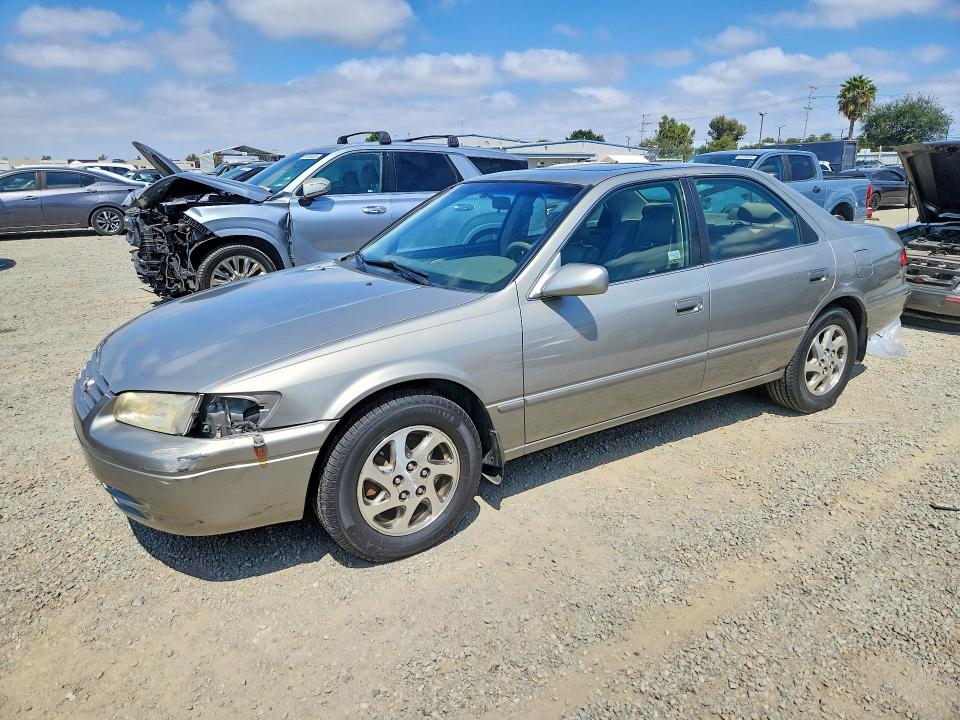 Photo 1 from auction – 1999 TOYOTA CAMRY with VIN JT2BF28K4X0200360