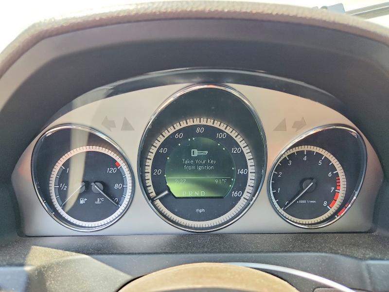 Photo 9 from auction – 2011 MERCEDES-BENZ C with VIN WDDGF8BB1BR155476
