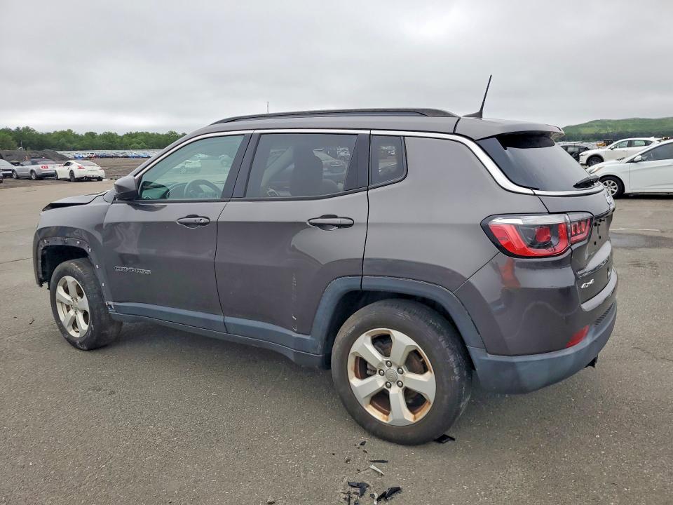 Photo 2 from auction – 2019 JEEP COMPASS with VIN 3C4NJDBB8KT650676