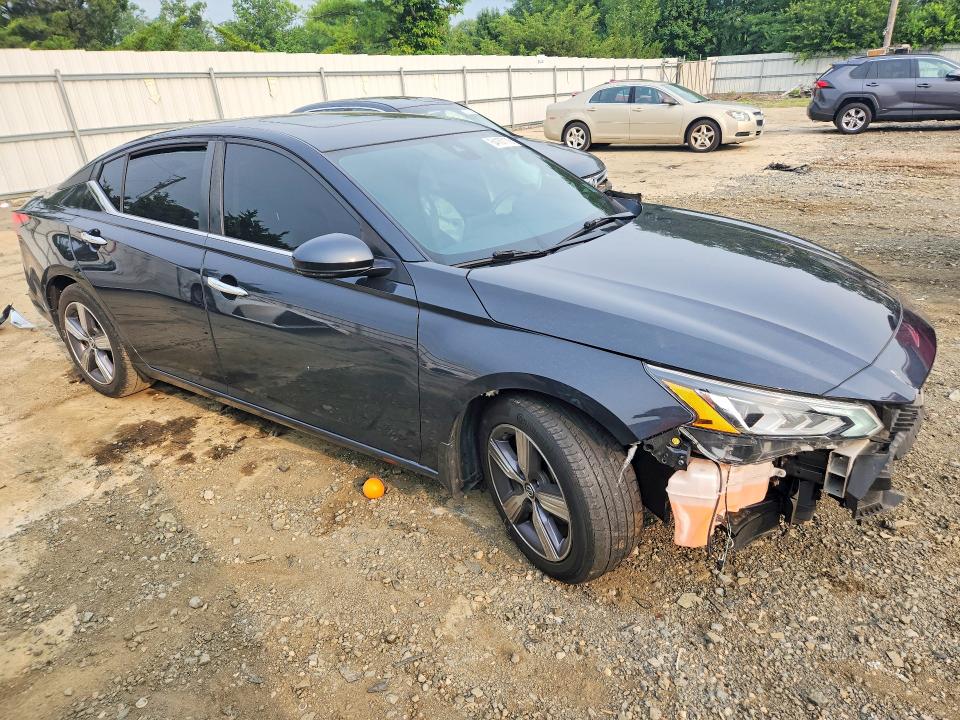 Photo 4 from auction – 2021 NISSAN ALTIMA with VIN 1N4BL4DV2MN417308