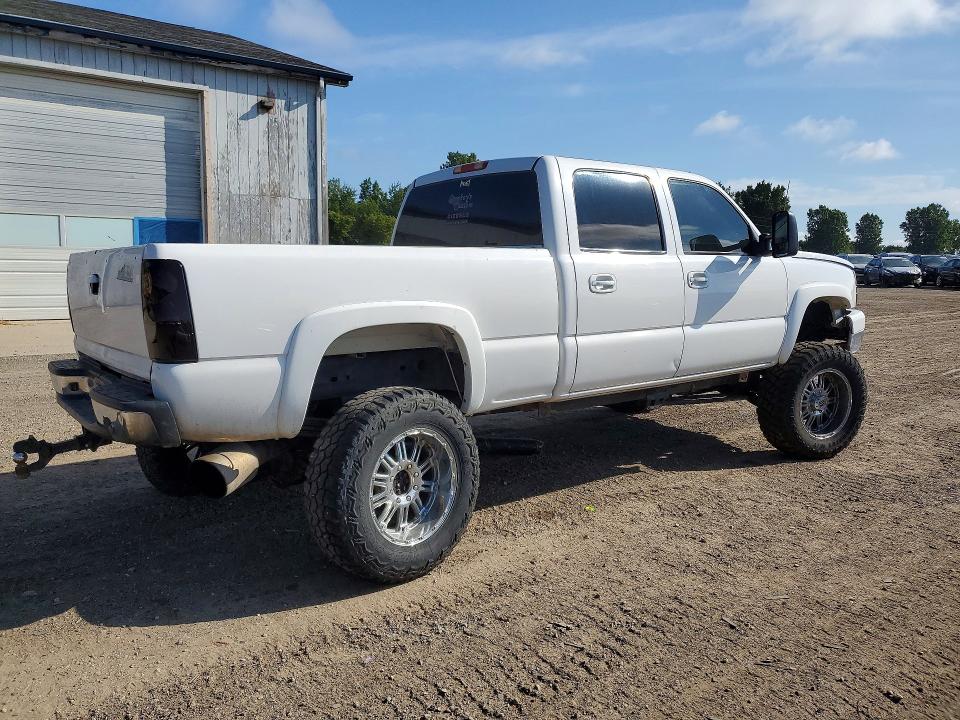 Photo 3 from auction – 2003 CHEVROLET SILVERADO with VIN 1GCHK23193F121771