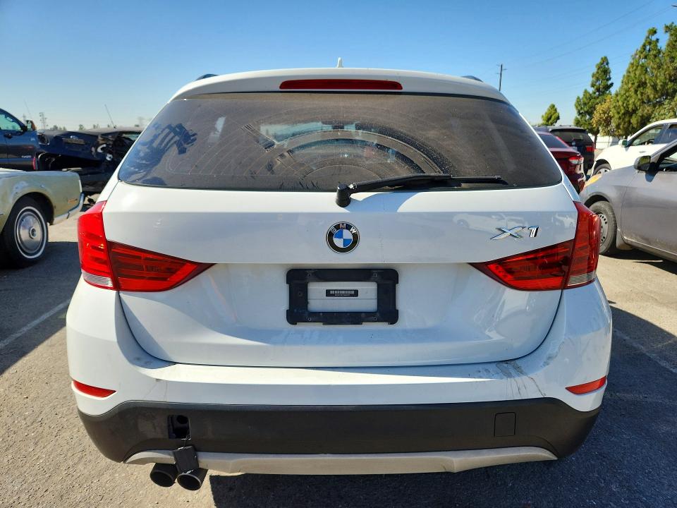 Photo 6 from auction – 2013 BMW X1 with VIN WBAVM1C51DVW46211