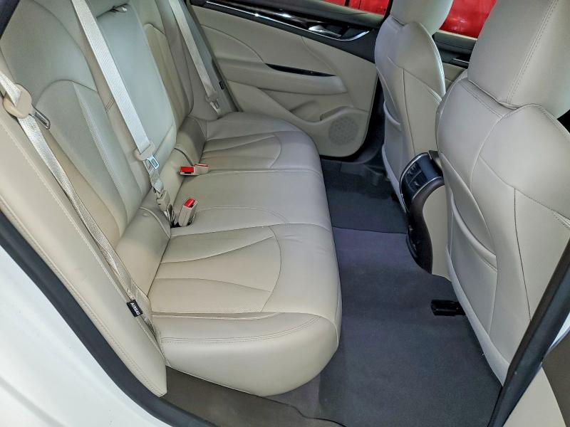 Photo 10 from auction – 2017 BUICK LACROSSE with VIN 1G4ZS5SS2HU171474