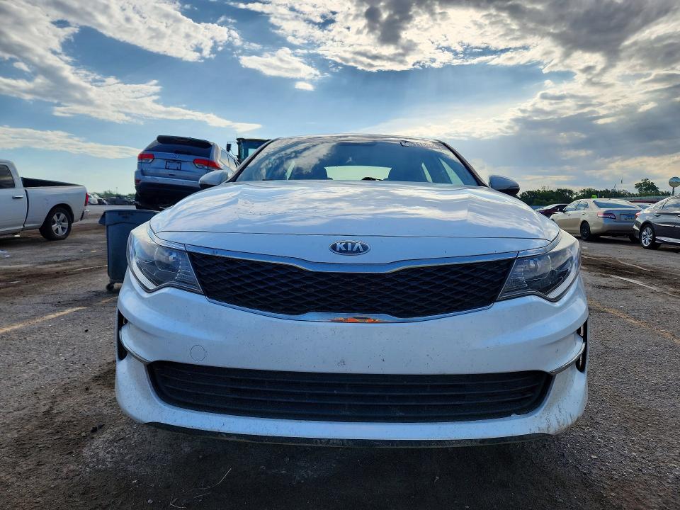 Zdjęcie 5 z aukcji – 2016 KIA OPTIMA z VIN KNAGT4L36G5071474