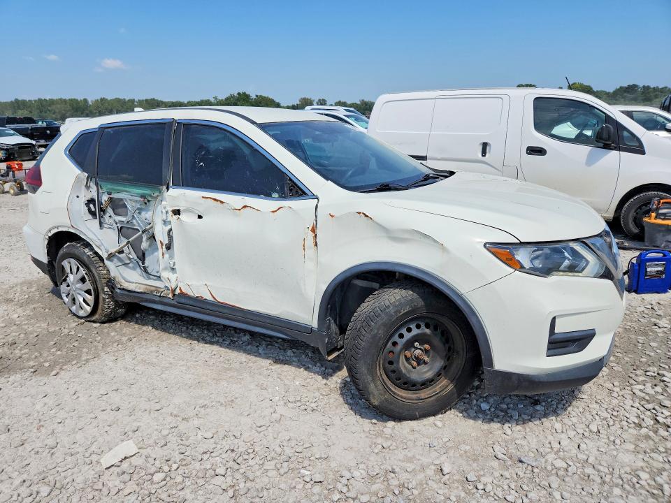 Photo 4 from auction – 2019 NISSAN ROGUE with VIN 5N1AT2MT2KC758799