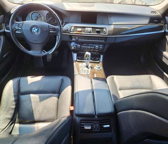 Zdjęcie 8 z aukcji – 2013 BMW 528 z VIN WBAXH5C5XDD106642