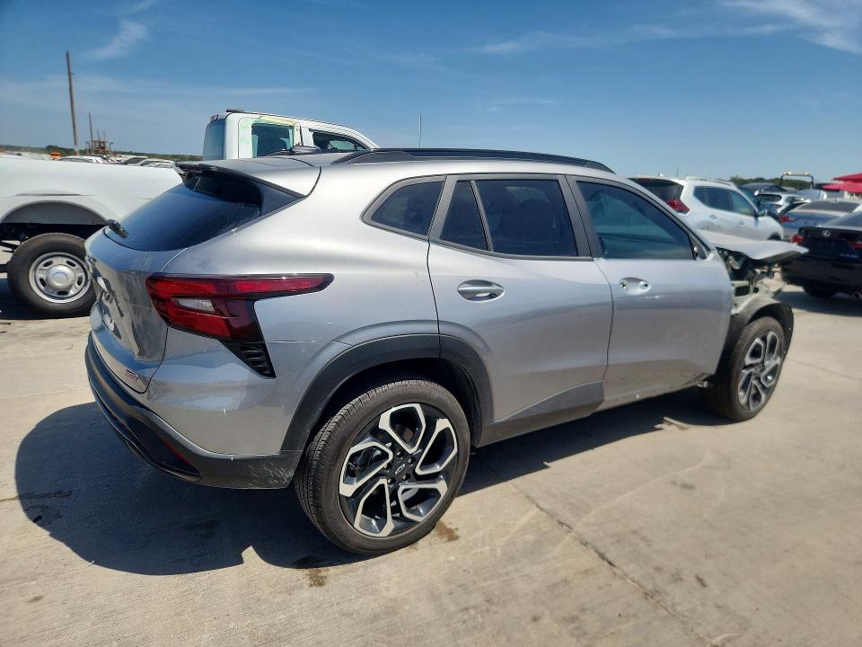 Photo 3 from auction – 2025 CHEVROLET TRAX with VIN KL77LJEP1SC171324