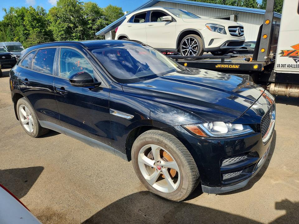 Photo 4 from auction – 2018 JAGUAR F-PACE with VIN SADCJ2FNXJA294208