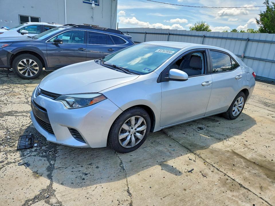 Photo 1 from auction – 2015 TOYOTA COROLLA with VIN 2T1BURHEXFC255254