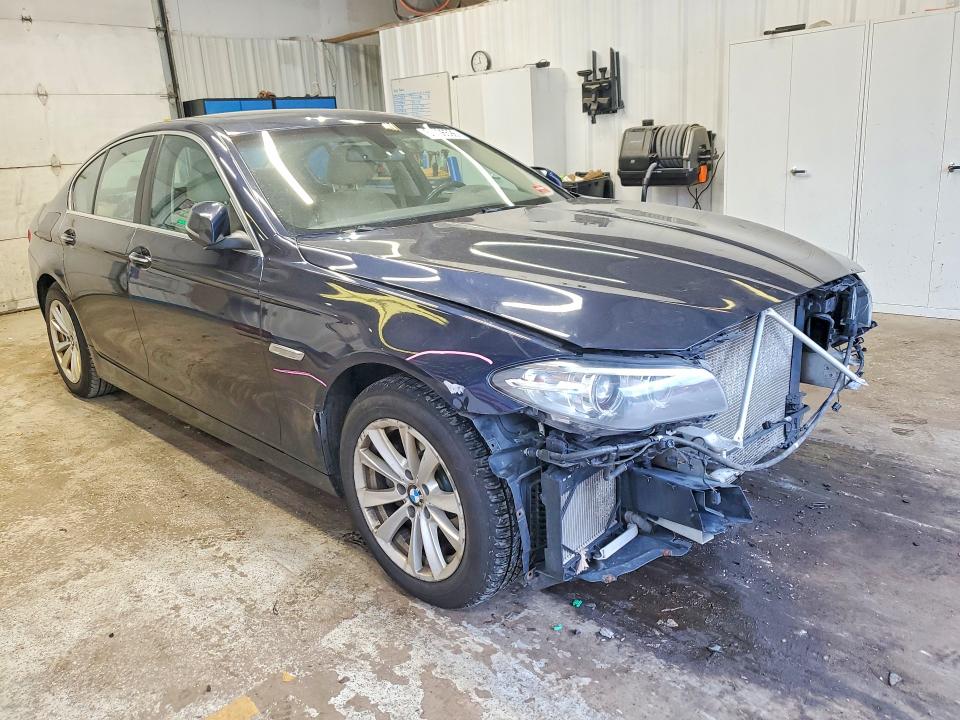 Photo 4 from auction – 2016 BMW 528 with VIN WBA5A7C54GG148864