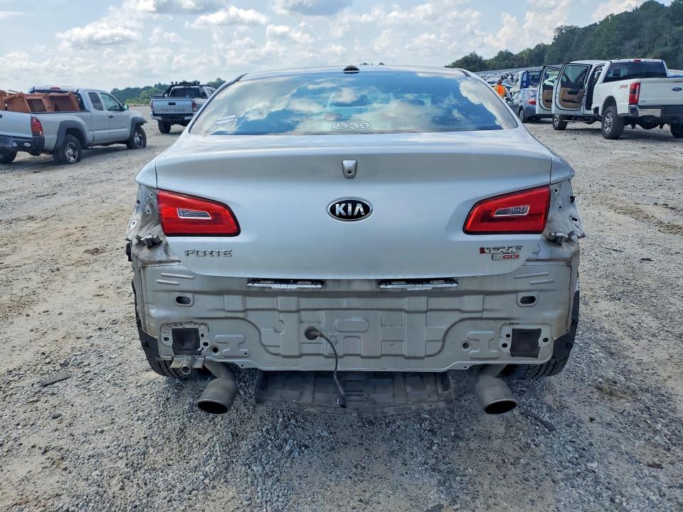 Photo 6 from auction – 2015 KIA FORTE KOUP with VIN KNAFZ6A34F5265041