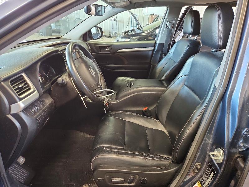 Photo 7 from auction – 2018 TOYOTA HIGHLANDER with VIN 5TDJZRFHXJS907753