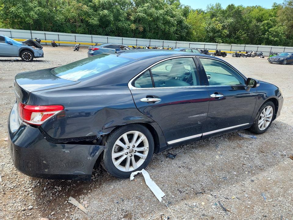 Photo 3 from auction – 2010 LEXUS ES with VIN JTHBK1EG4A2376719