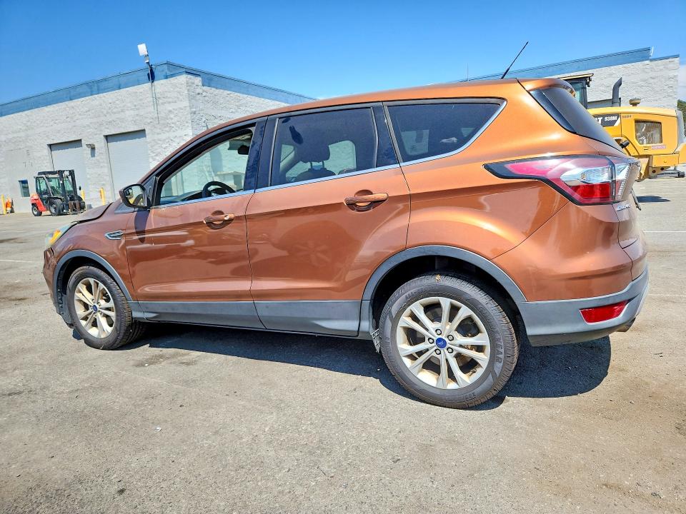 Zdjęcie 2 z aukcji – 2017 FORD ESCAPE z VIN 1FMCU0GD0HUA54716