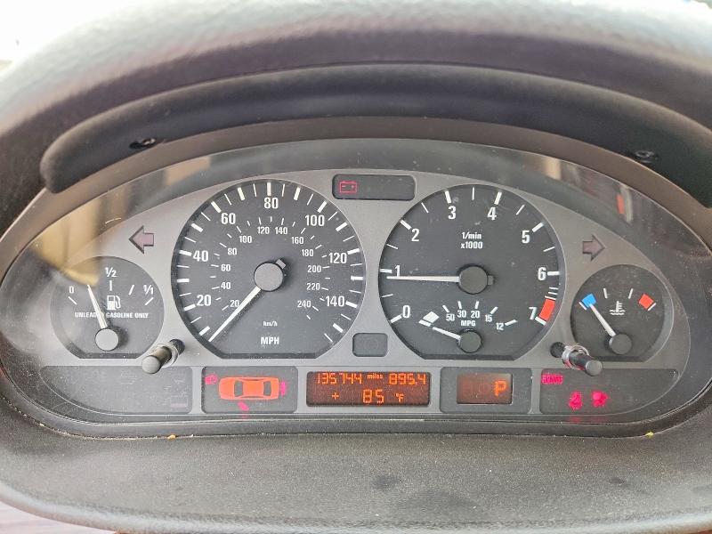 Photo 9 from auction – 2004 BMW 325 with VIN WBAEU33464PR10823