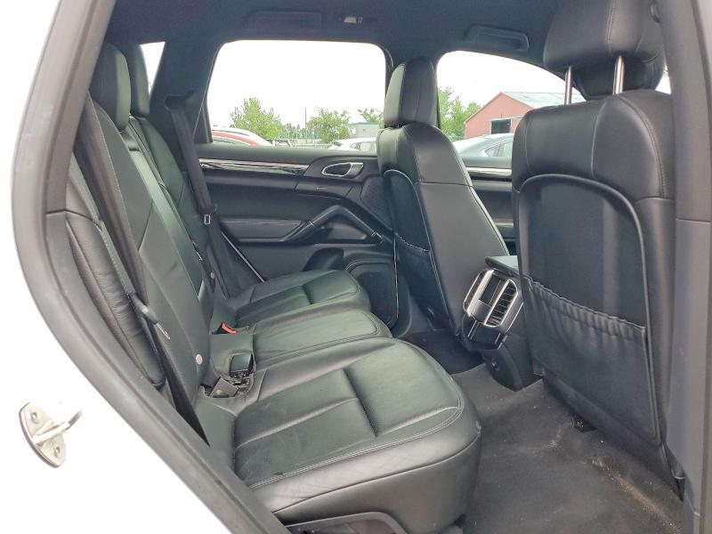 Photo 11 from auction – 2014 PORSCHE CAYENNE with VIN WP1AA2A2XELA04963