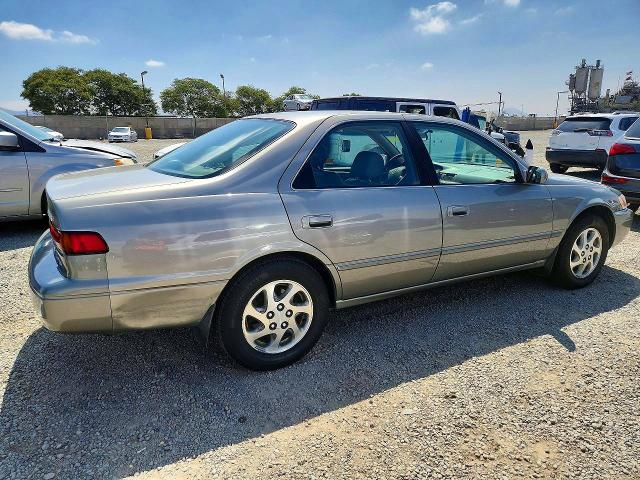 Photo 3 from auction – 1999 TOYOTA CAMRY with VIN JT2BF28K4X0200360