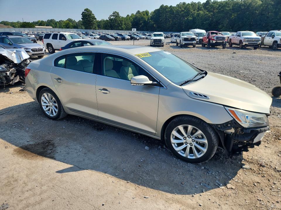 Photo 4 from auction – 2015 BUICK LACROSSE with VIN 1G4GB5G39FF267516