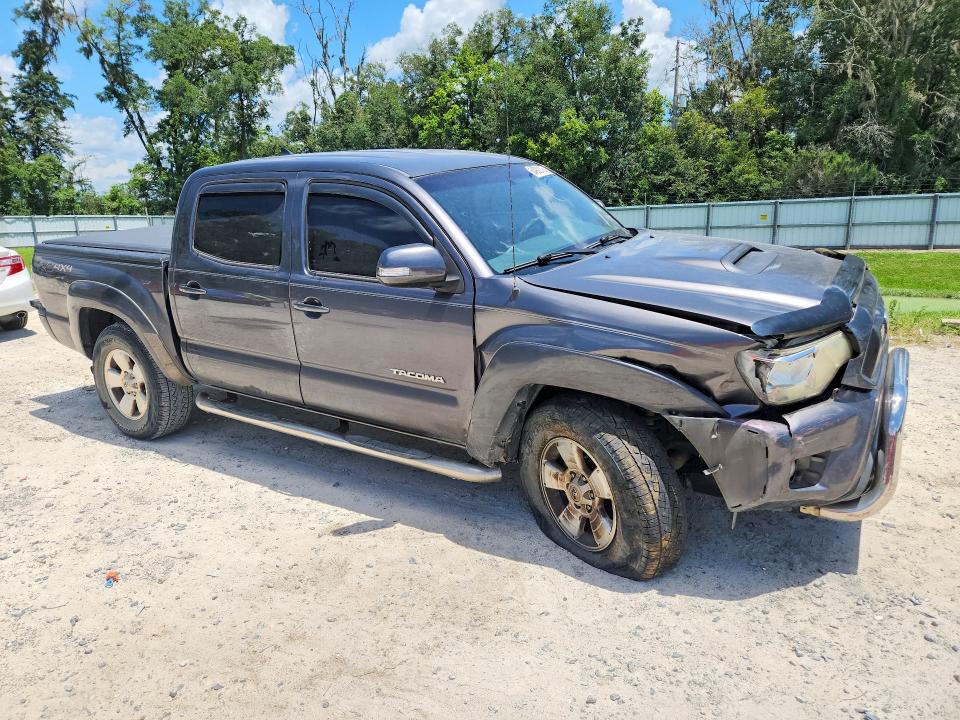 Photo 4 from auction – 2015 TOYOTA TACOMA with VIN 5TFLU4EN7FX121413