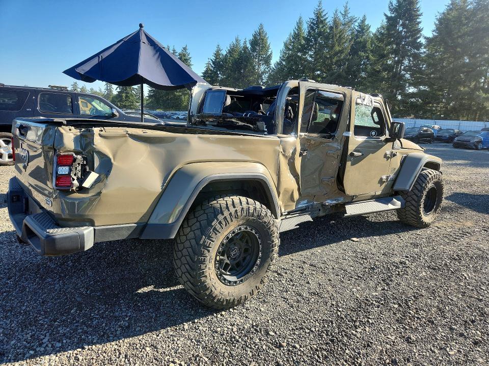 Photo 3 from auction – 2020 JEEP GLADIATOR with VIN 1C6HJTFG3LL191400