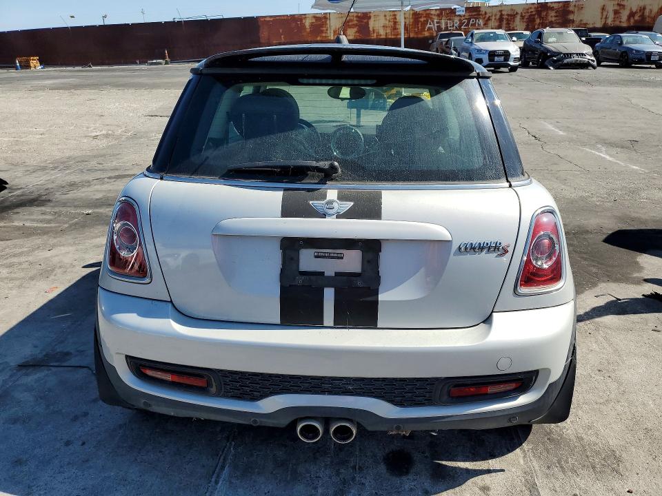 Zdjęcie 6 z aukcji – 2012 MINI COOPER z VIN WMWSV3C5XCTY25756