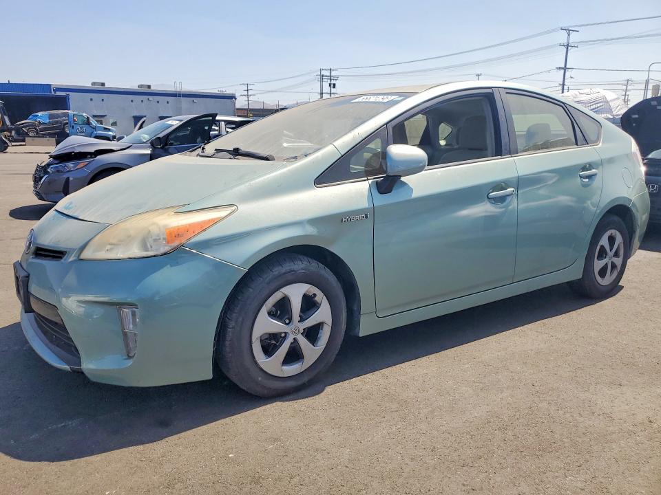 Снимка 1 от търг – 2012 TOYOTA PRIUS с VIN JTDKN3DU1C5389232