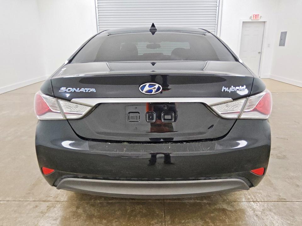 Photo 6 from auction – 2015 HYUNDAI SONATA HYBRID with VIN KMHEC4A48FA134792