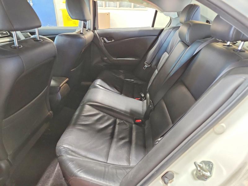 Photo 10 from auction – 2010 ACURA TSX with VIN JH4CU2F65AC035057